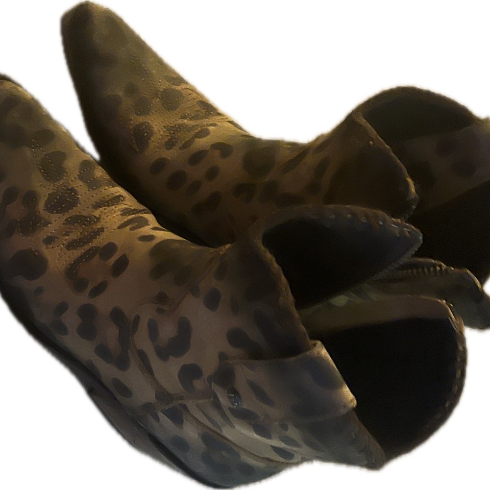 Liberty Black Chita Miel Leopard Ankle Booties - Picture 8 of 9